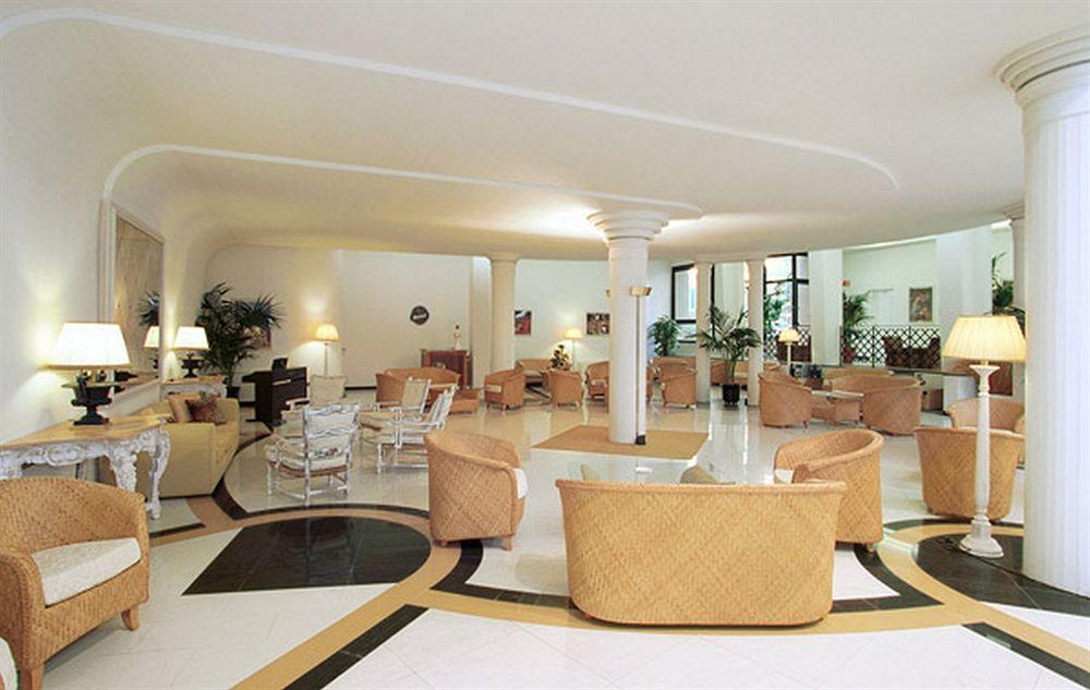 Hotel Biondi مونتيكاتيني تيرمي المظهر الخارجي الصورة