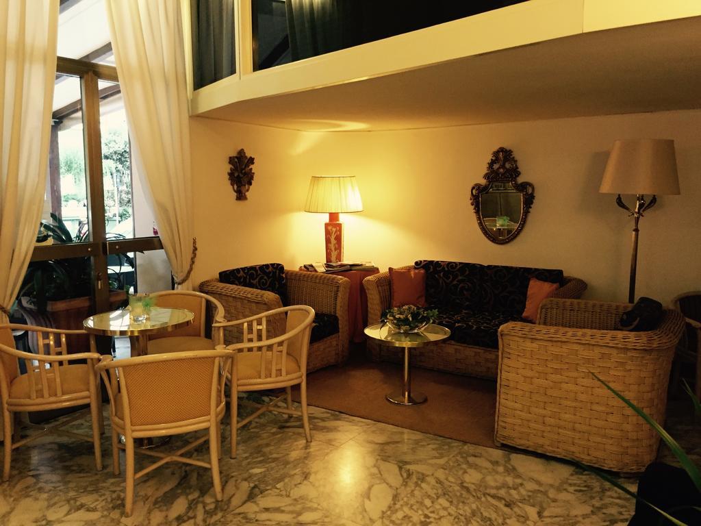 Hotel Biondi مونتيكاتيني تيرمي المظهر الخارجي الصورة